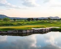 Empordà Golf Resort Meisterschafts Golfplatz Layout in Girona Costa Brava Spanien